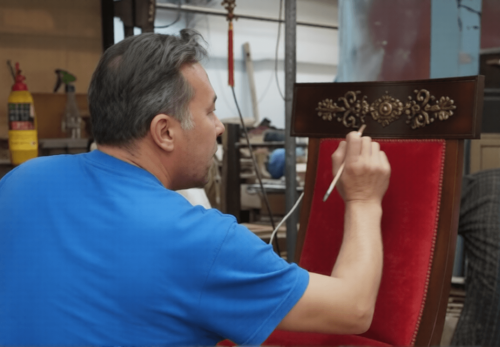 Реставрация антикварной мебели – возвращение к жизни предметов с историей