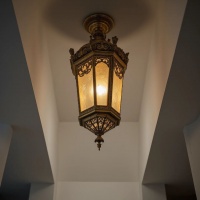 Фонарь антикварный