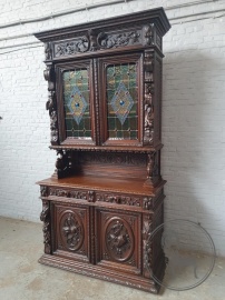 Антикварный дубовый буфет с витражами код. BE4165179