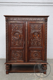 Антикварный шкаф код. BE8663