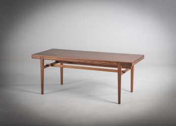 Старинный кофейный столик "Cosmos", созданный шведским дуэтом дизайнеров Sven Engström и Gunnar Myrstrand для фабрики Tingströms код. RM4165752