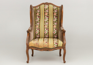 картинка Старинное кресло салоне старинных вещей "Шебби" являющийся официальным дистрибьютором в России и Беларуси