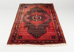 картинка Ковер салоне старинных вещей "Шебби" являющийся официальным дистрибьютором в России и Беларуси