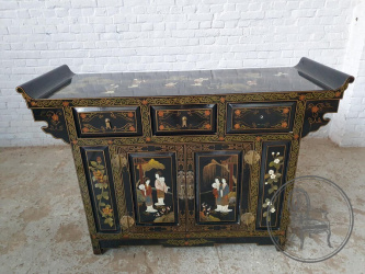 Старинный комод в восточном стиле с сюжетной инкрустацией перламутром и с фигурной столешницей код. BE3259563