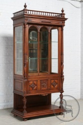 Антикварная резная витрина конца XIX века код. BE4097436
