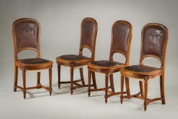 Набор антикварных ореховых стульев с тисненой кожей код. RM4109105