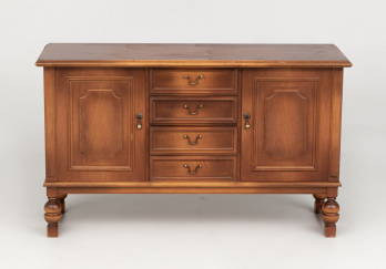 Старинный комод код. RM65149