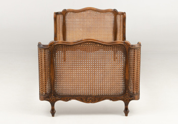 Старинная кровать код. RM58524