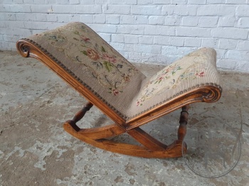 Антикварное кресло-качалка код. BE4097601