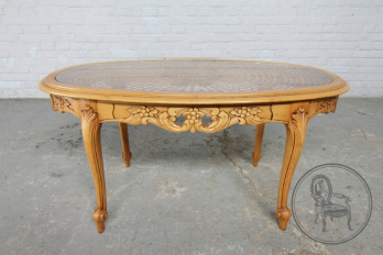 Антикварный кофейный столик код. BE5985