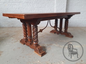 Антикварный дубовый стол с металлическими элементами код.&nbsp;BE4165617