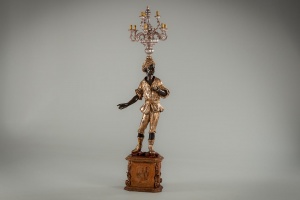 картинка Старинный торшер в виде мавра салоне старинных вещей "Шебби" являющийся официальным дистрибьютором в России и Беларуси