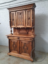 Антикварный буфет в стиле Генриха II код.&nbsp;BE4165950