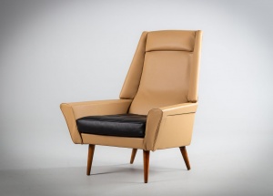 картинка Старинное кресло американского дизайнера Пауля Маккобба салоне старинных вещей "Шебби" являющийся официальным дистрибьютором в России и Беларуси