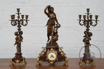 Антикварные каминные часы с канделябрами код. BE4097238