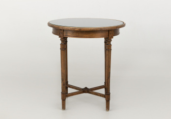 Старинный столик код. RM61722