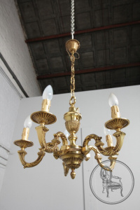 картинка Антикварная бронзовая люстра на 5 рожков салоне старинных вещей "Шебби" являющийся официальным дистрибьютором в России и Беларуси