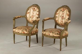 Антикварный комплект кресел (2 шт.) в классическом стиле код. RM4101707