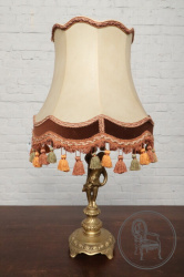 Старинная настольная лампа код. BE61746