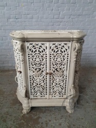 Антикварная ажурная печь с путти код. BE4115449