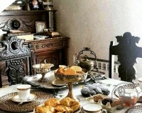 Старинный буфет