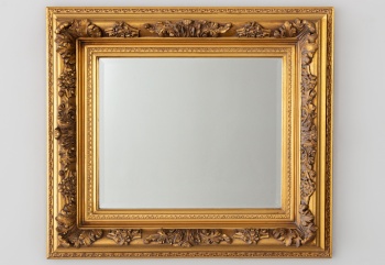 Старинное зеркало с фацетом в резной раме код.&nbsp;RM4101071