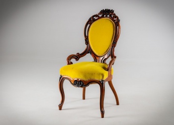 Старинное резное кресло код. RM4142420