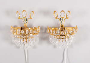 картинка Старинный настенный светильник салоне старинных вещей "Шебби" являющийся официальным дистрибьютором в России и Беларуси