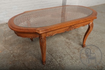 Старинный дубовый кофейный столик с ротангом код. BE4097237