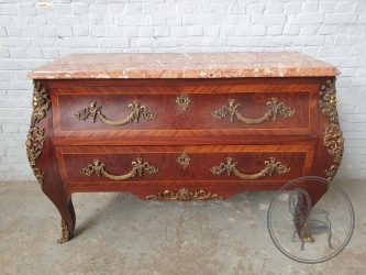 Старинный комод в стиле Людовика XV код. BE4097516