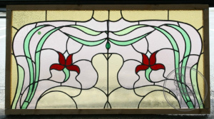 картинка Старинное стекло салоне старинных вещей "Шебби" являющийся официальным дистрибьютором в России и Беларуси