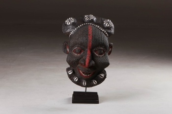 Старинная африканская маска из Камеруна код. RM4101517