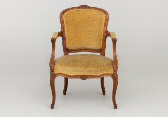 Старинное кресло код. RM52576