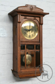 Антикварные настенные часы код. BE5994