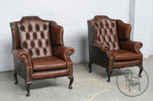 картинка Старинные кресла (2 шт.) салоне старинных вещей "Шебби" являющийся официальным дистрибьютором в России и Беларуси