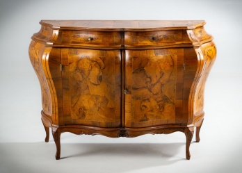 Антикварный французский ореховый комод код. RM4164422