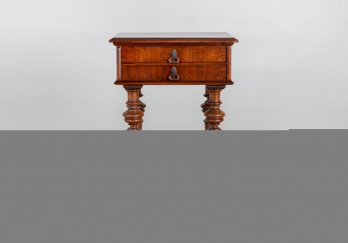 Старинный косметический столик код. RM36883