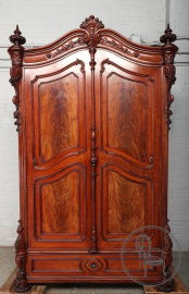 Антикварный шкаф из красного дерева код. BE107010