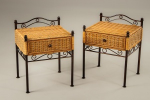 картинка Пара старинных плетеных тумбочек салоне старинных вещей "Шебби" являющийся официальным дистрибьютором в России и Беларуси