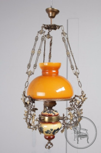 картинка Старинная люстра салоне старинных вещей "Шебби" являющийся официальным дистрибьютором в России и Беларуси