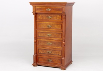 Старинный ореховый комод с резными колоннами код. RM4100671