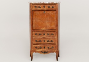 картинка Старинный секретер из красного дерева с мраморным верхом салоне старинных вещей "Шебби" являющийся официальным дистрибьютором в России и Беларуси