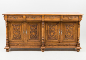 картинка Антикварный комод салоне старинных вещей "Шебби" являющийся официальным дистрибьютором в России и Беларуси