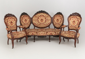 картинка Антикварный комплект для гостиной салоне старинных вещей "Шебби" являющийся официальным дистрибьютором в России и Беларуси