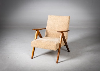 Старинное кресло модели B-310 (Lounge Chair), разработанное в 1960-х годах в Польше код. RM4165867