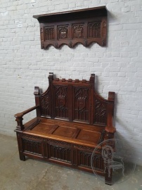 Антикварный комплект для прихожей: скамейка и вешалка в готическом стиле код. BE4139726