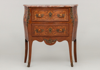 Старинный комод код. RM51707