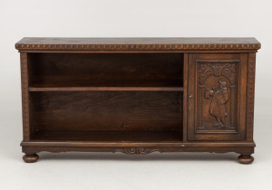 картинка Старинный комод салоне старинных вещей "Шебби" являющийся официальным дистрибьютором в России и Беларуси