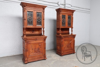 Антикварные дубовые буфеты в витражными стеклами код. BE4097204