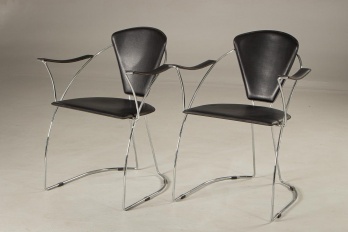 Старинные кресла с металлическим каркасом (2 шт.) код. RM4101576